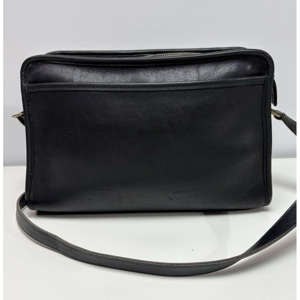 Vintage 80's Coach Swagger 9820 NYC Black Leather Crossbody‎ Shoulder Bag - Picture 4 of 15